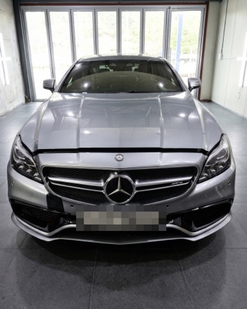 시공 전: 은색 벤츠 CLS 정면